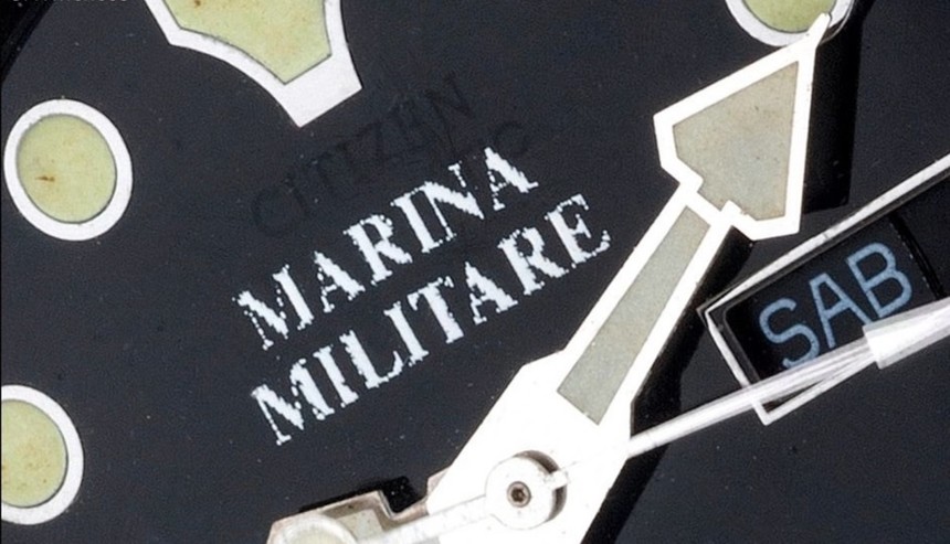 Hodinky pro složky italské armády se lišily nápisem Marina Militare namísto názvu Citizen na číselníku