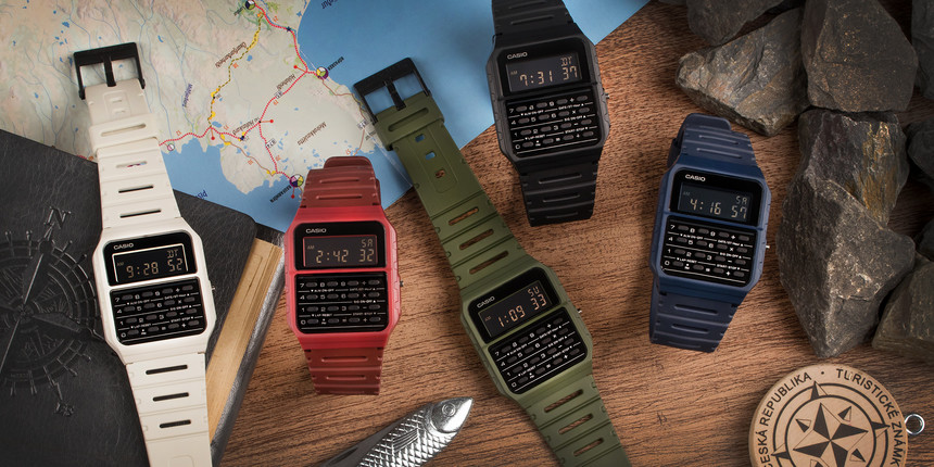 Casio CA-53W se nabízí v několika barevných variantách