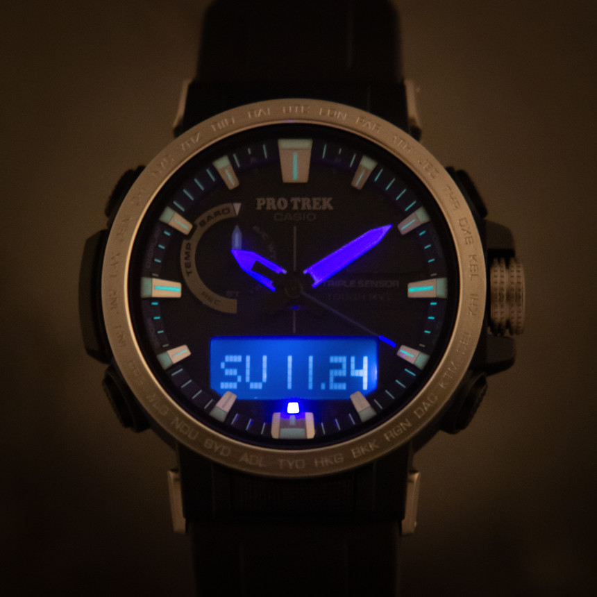 PRWéčka disponují krom luminiscence Neobrite také LEDkovým podsvětlením