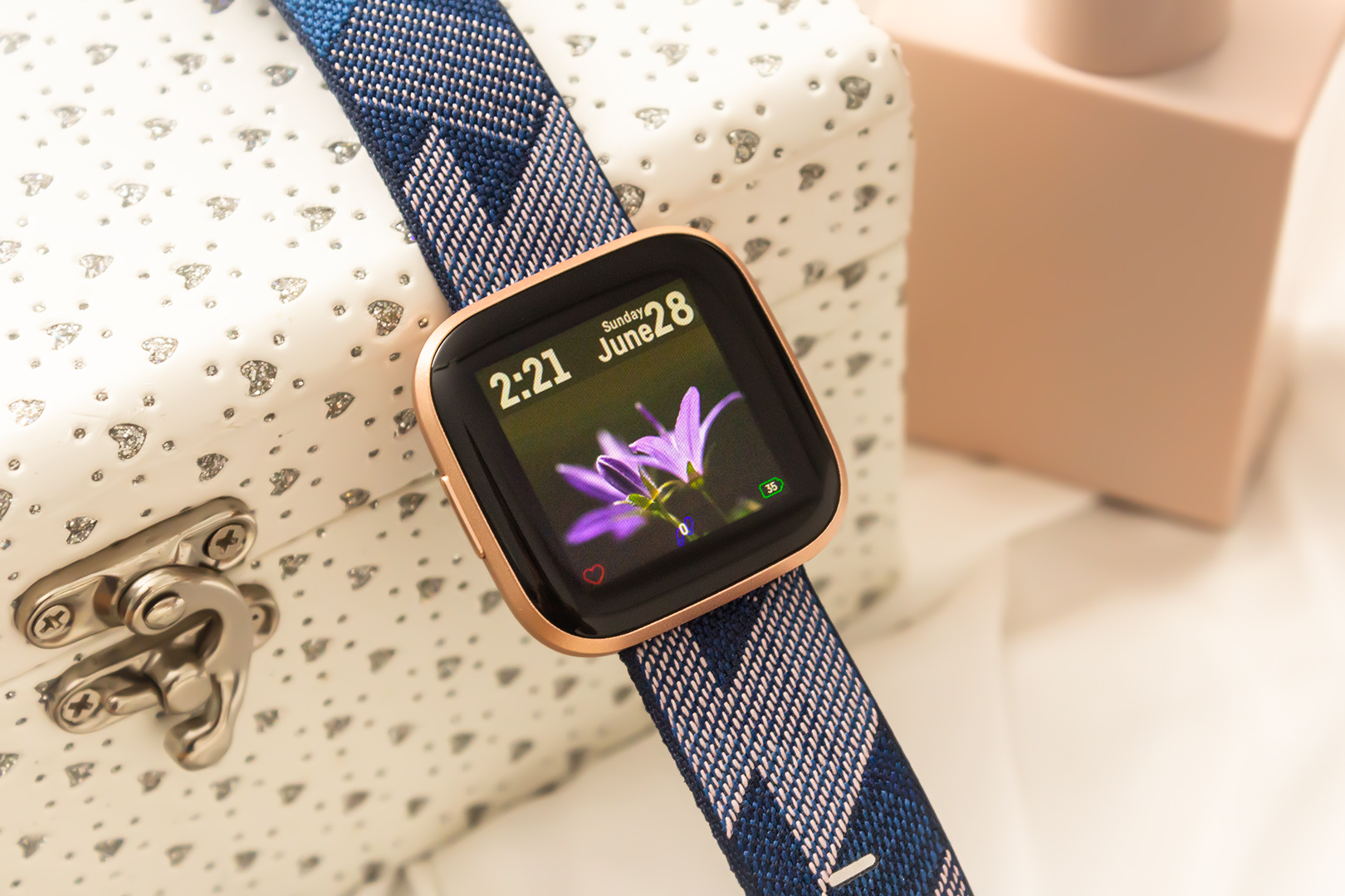 fitbit versa 2 pink