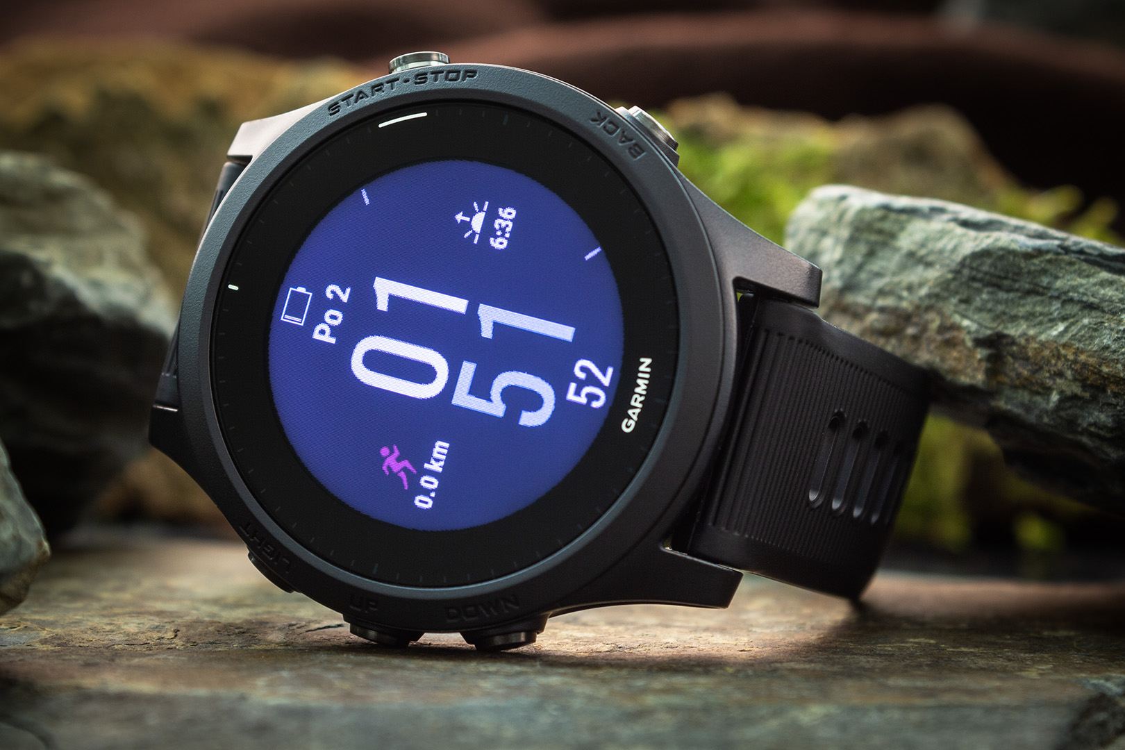 compare garmin fenix 6 and forerunner 945