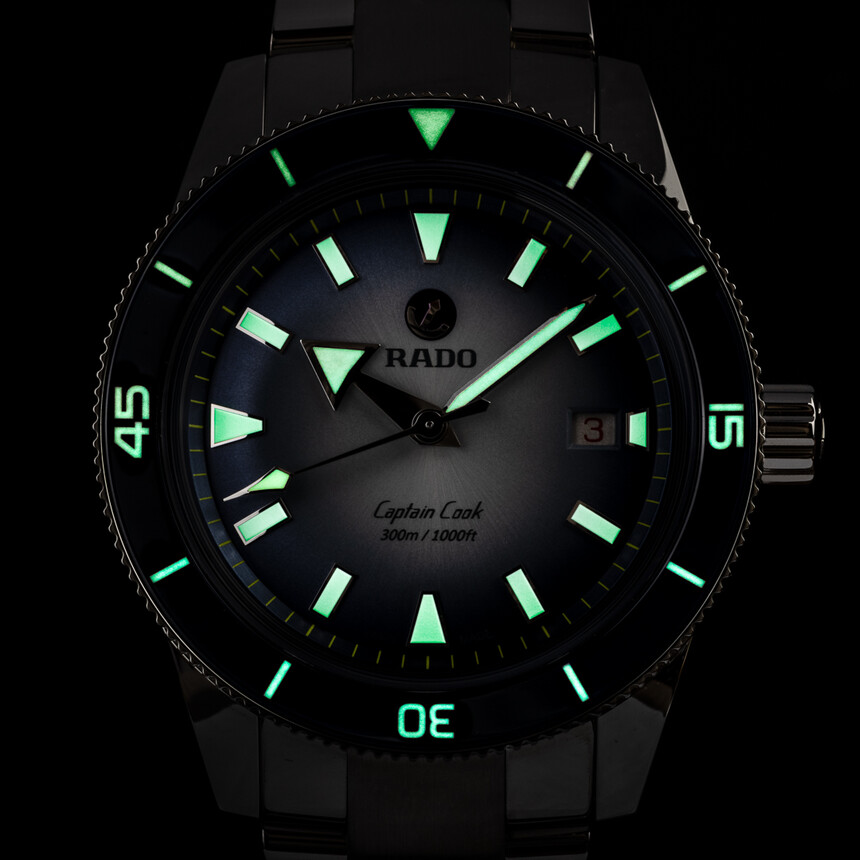 SuperLumiNova na Rado Captain Cook.