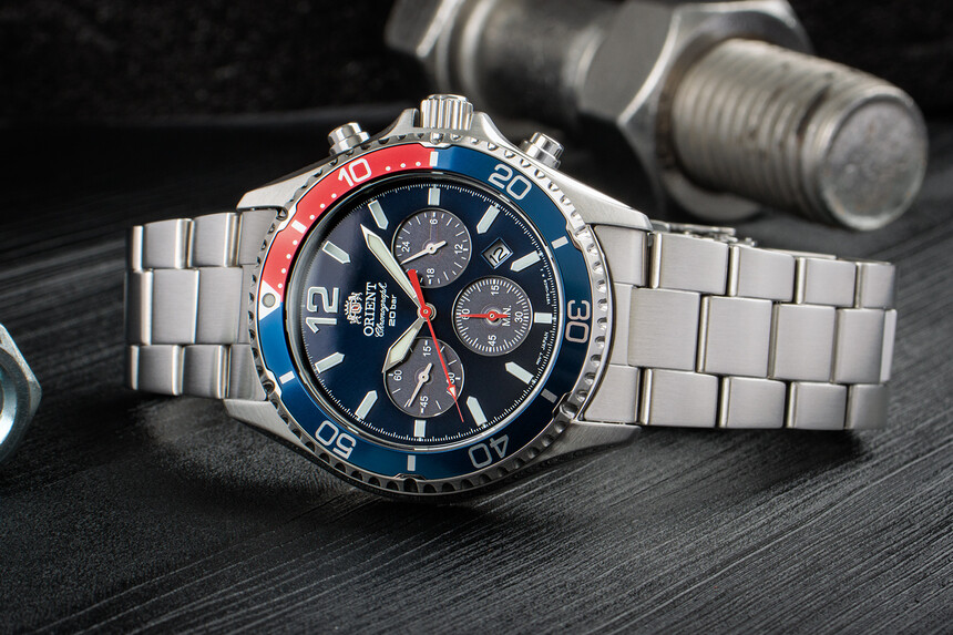 Orient Sports Chronograph Solar s modrým číselníkem.