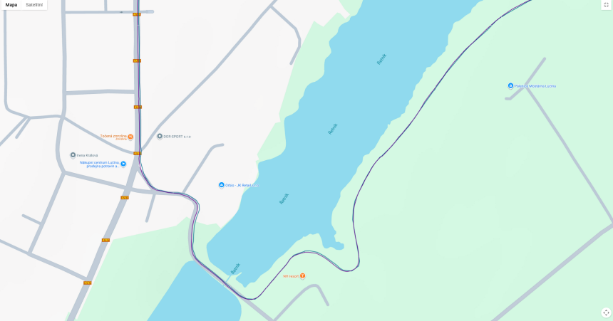 Fialová (Suunto Vertical 2), modrá (Garmin Tactix 8)