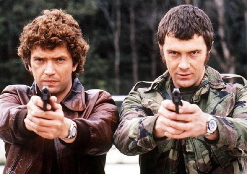 Hodinky Olech & Wajs nosili protagonisté seriálu Profesionálové. Foto: ow-watch.com