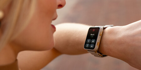 Garmin Venu X1 ve zlatém kabátku – Konečně nějaký hranáč pro ženy?