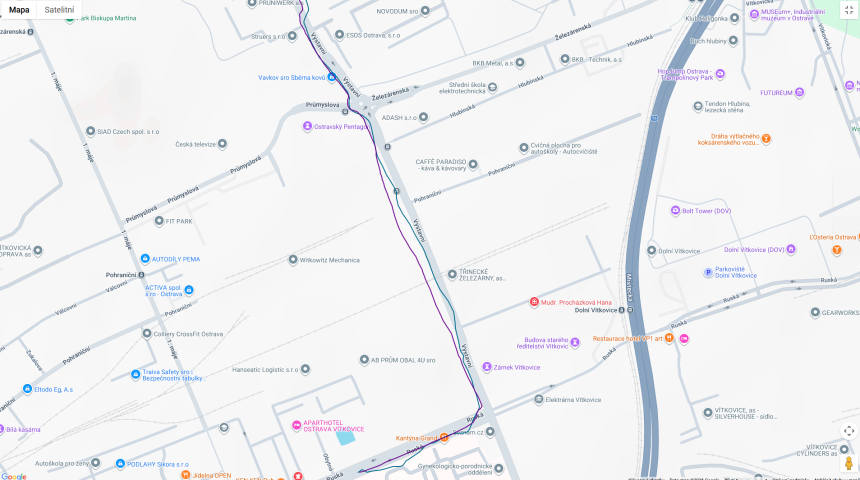 modrá – Huawei Band 11 Pro, fialová – Garmin Tactix 8