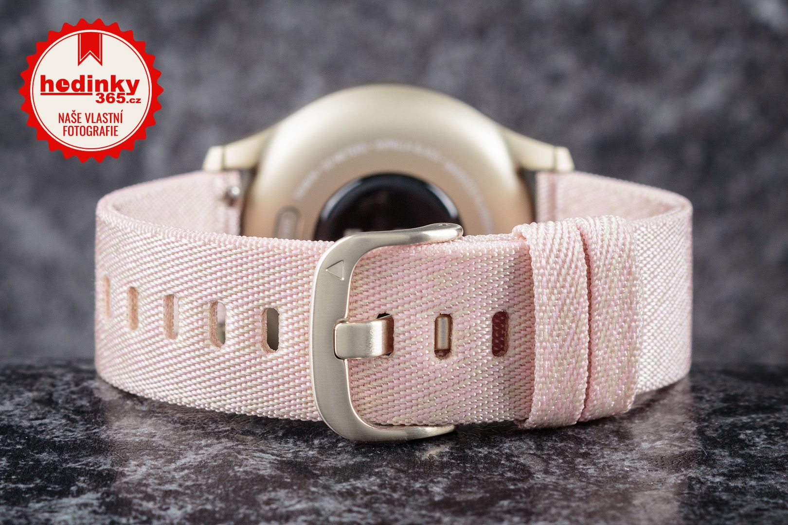 garmin vívomove 3