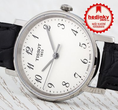 Tissot Everytime T109.210.16.032.00