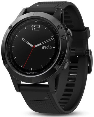 Garmin Fenix 5 Sapphire Black Optic, Black band (+ náhradní žlutý silikonový řemínek) (rozbalené)