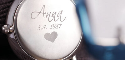 Gravírování hodinek