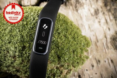 Garmin Vívosmart 4 Black (velikost S/M)