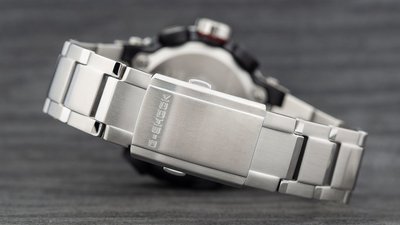 Casio G-Shock G-Steel GST-B200D-1AER Carbon Core Guard