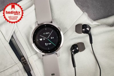 Garmin Vívoactive 4S Silver/Gray Band (II. Jakost)