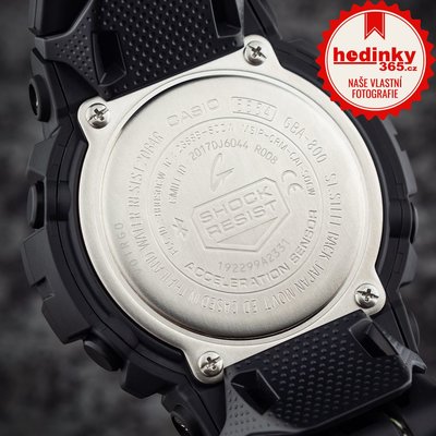 Casio G-Shock G-Squad GBA-800LU-1A1ER Phosphorescent Band