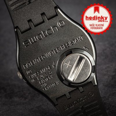 Swatch Blackeralda GB430