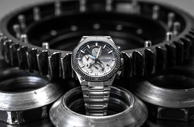 Casio Edifice EQB-1100AT-2AER Scuderia AlphaTauri 2020 Limited Edition