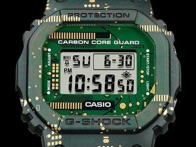 Casio G-Shock Original DWE-5600CC-3ER Carbon Core Guard Circuit Board Camouflage Series (+ 2x náhradní řemínek)
