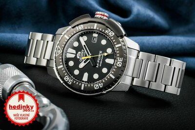 Orient Sports M-Force Diver's Automatic RA-AC0L01B30B