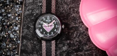 Flik Flak ZFPNP071 (motiv srdíčka)