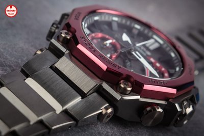 Casio G-Shock MT-G Dual Core Guard Carbon Monocoque MTG-B2000BD-1A4ER