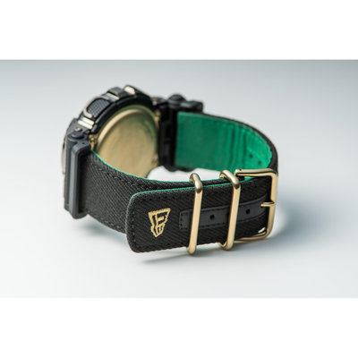 Casio G-Shock Original GM-110NE-1AER New Era 100th Anniversary Collaboration Model Limited Edition (+ náhradní řemínek)