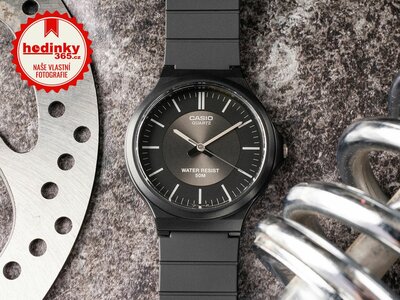 Casio Collection MW-240-1E3VEF