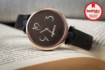 Garmin Lily Classic Cream Gold / Black, Leather Band