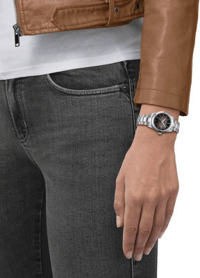 Tissot T-My Lady Quartz T132.010.11.061.00 (+ náhradní řemínek)