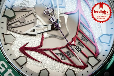 Invicta DC Comics Joker Quartz 35611