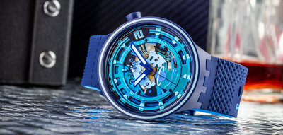 Swatch Second Home SB01N101 (+ náhradní řemínek)