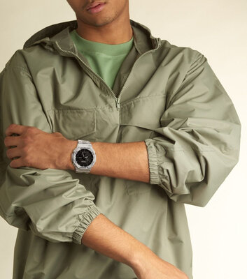 Casio G-Shock Original GAE-2100GC-7AER Grunge Snow Camo Series Carbon Core Guard (+ náhradní řemínek a luneta)