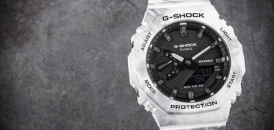 Casio G-Shock Original GAE-2100GC-7AER Grunge Snow Camo Series Carbon Core Guard (+ náhradní řemínek a luneta)