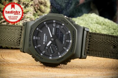 Casio G-Shock Original GAE-2100GC-7AER Grunge Snow Camo Series Carbon Core Guard (+ náhradní řemínek a luneta)