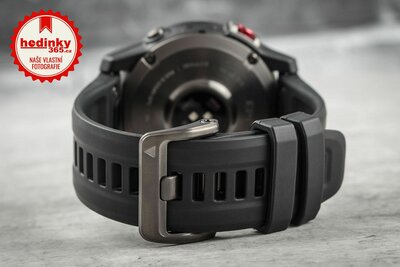 Garmin Epix 2 Sapphire, Titan Black / Black Silicone Band