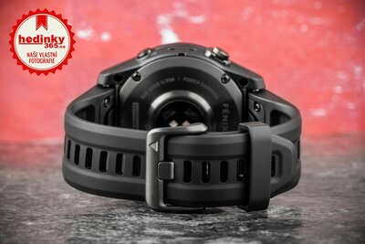Garmin Fenix 7S Sapphire Solar Grey DLC Titanium / Black Band