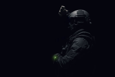 Garmin Tactix 7 Pro Solar Sapphire Ballistics Edition Black Nylon Band (+ náhradní řemínek)