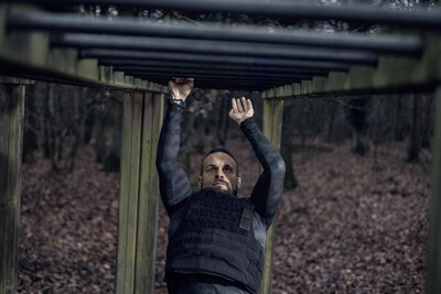 Garmin Tactix 7 Pro Solar Sapphire Ballistics Edition Black Nylon Band (+ náhradní řemínek)