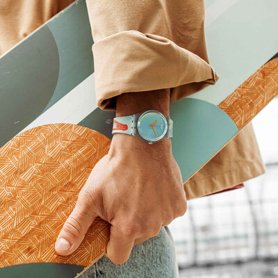 Swatch x Centre Pompidou, Eiffel Tower, By Robert Delaunay GZ357