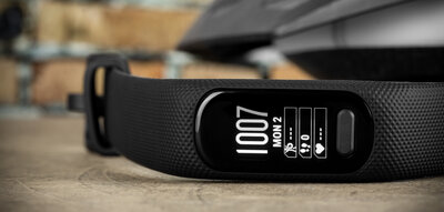 Garmin Vívosmart 5, Black, velikost L