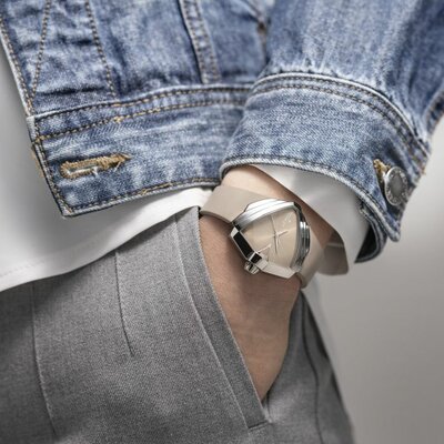 Hamilton Ventura S Automatic H24105370