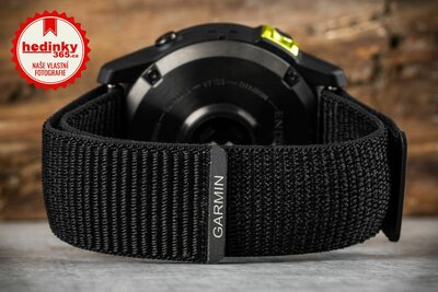 Garmin Enduro 2 Carbon Gray DLC Titanium / Black UltraFit Nylon Strap (+ náhradní řemínek)