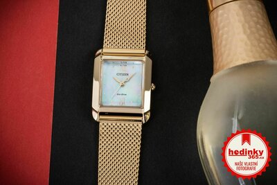 Citizen Elegant Eco-Drive EW5593-64D (+ náhradní řemínek)