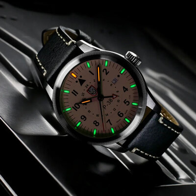 Luminox Air XA.9527 P-38 Lightning