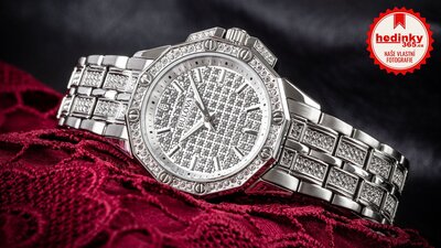 Bulova Crystal Octava 96L305
