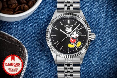 Invicta Disney Quartz 43mm 43870 Mickey Mouse Limited Edition