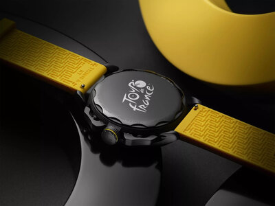 Tissot T-Race Cycling Tour de France 2023 T135.417.37.051.05 (+ náhradní řemínek)