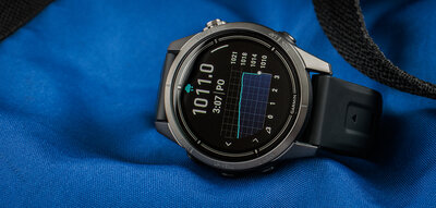 Garmin Epix Pro (Gen 2) Sapphire 42mm Carbon Gray DLC Titanium / Black Silicone Band (rozbalené)