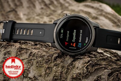 Garmin Epix Pro (Gen 2) Sapphire 42mm Carbon Gray DLC Titanium / Black Silicone Band (rozbalené)