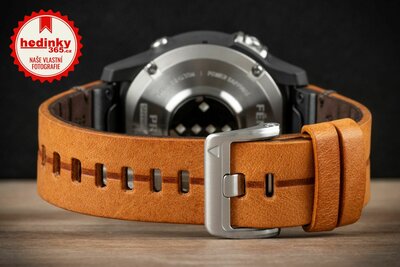 Garmin Fenix 7 PRO Sapphire Solar Silver Titanium / Brown Leather Band (Premium) (+ náhradní řemínek)